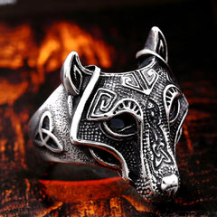 Vleee Vintage Viking Wolf Head Ring: Men's Nordic Stainless Steel Ring with Celtic Knot Design.